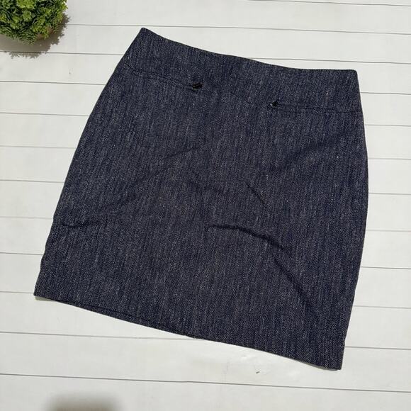 Ann Taylor Dresses & Skirts - Ann Taylor Navy Blue Textured Classic Office Pencil Skirt Women’s Size 12